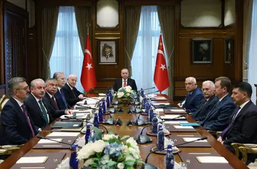 Cumhurbaşkanı Erdoğan başkanlığında Yüksek İstişare Kurulu toplandı