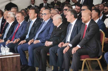 Cumhurbaşkanı Erdoğan: "Bölgemizde tarih yeniden yazılıyor"
