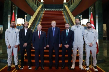Cumhurbaşkanı Erdoğan Erzurumspor FK heyetini kabul etti 