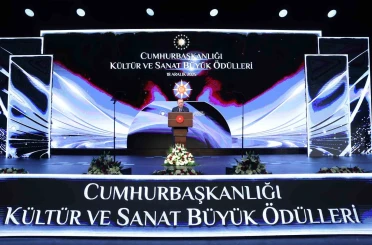 Cumhurbaşkanı Erdoğan: "Filistin halkının yanında eğilmeden, bükülmeden dimdik duruyoruz" 