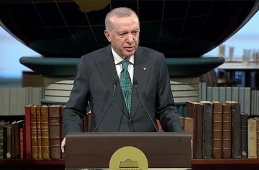 Cumhurbaşkanı Erdoğan: "Hem doğuya hem batıya dönük bir ülkeyiz"