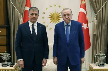 Cumhurbaşkanı Erdoğan, İzmir Büyükşehir Belediye Başkanı Tugay’ı kabul etti
