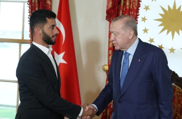 Cumhurbaşkanı Erdoğan, Oscar ödüllü Filistinli yönetmeni kabul etti