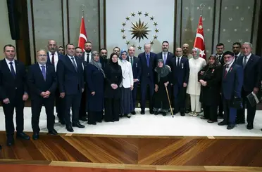 Cumhurbaşkanı Erdoğan: "Şimdiye kadar şehitlerimizin emanetlerine ve gazilerimize devletimizin tüm imkânlarını seferber ederek sahip çıktık"
