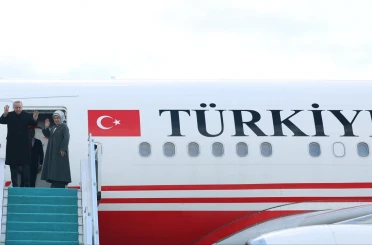 Cumhurbaşkanı Erdoğan Türkiye'ye döndü