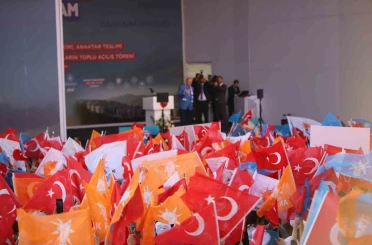 Cumhurbaşkanı Erdoğan: "Yılbaşına kadar deprem bölgemizde 453 bin bağımsız bölümü tamamlamak niyetindeyiz" 