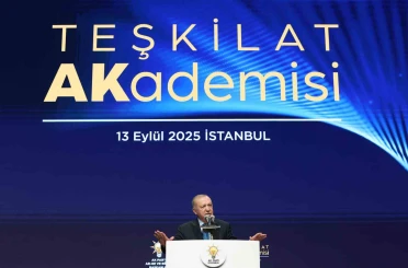 Cumhurbaşkanı Erdoğan’dan Özgür Özel’e tepki: "Manavgat’ta balya balya dolarları, altınları nasıl açıklayacak" 