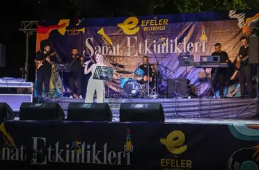 Cumhuriyet Bayramı Efeler’de dolu dolu kutlanacak