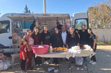 Cumhuriyet Bayramı’nda çocuklara lokma hayrı 