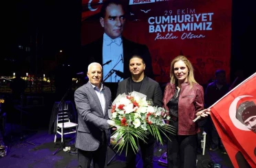 Cumhuriyet coşkusu, Kubat ile zirve yaptı 
