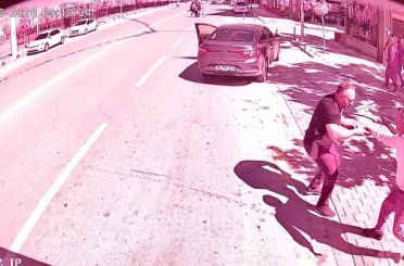 Cüzdanını kaybeden LGS öğrencisinin imdadına MOTAŞ personelinin yetiştiği anlar kamerada 