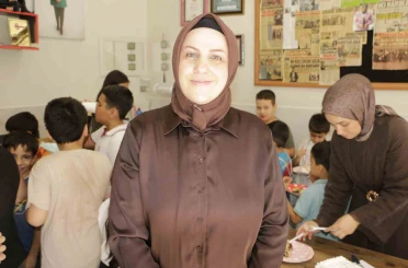 Daha önce hiç doğum günü kutlamayan çocuklar ilk kez bu sevinci yaşadı 
