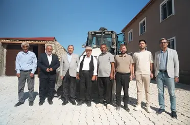 Darende’de Gönlüce Mezrası’na kilit parke