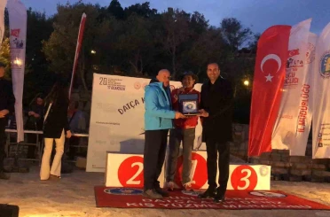 Datça Kış Yüzme Maratonu’nda ödüller sahiplerini buldu 