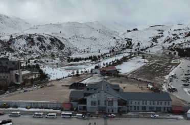 Davraz Kayak Merkezi olumsuz hava nedeniyle bugünlüğüne kapatıldı 