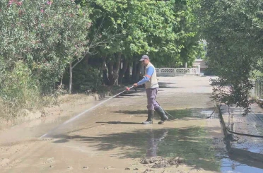 Davutlar’ın sokaklarında bayram temizliği 