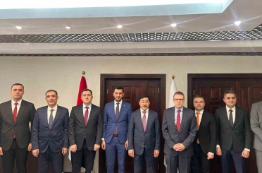 DEİK/Türkiye-Irak İş Konseyi Başkanı Halit Acar, Irak Merkez Bankası Başkanı Al-Alaq ile görüştü 