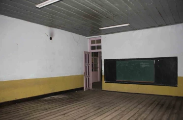 Demirci’nin köklü halıcılığı tarihi okulda yaşatılacak 