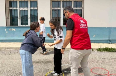 Demirözü’nde öğrencilere spor ve oyun etkinliği 