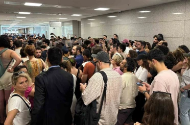 Deniz Göktaş’ın adliyeye sevkinde gerginlik: Kemal Kılıçdaroğlu ve ekibine protesto 