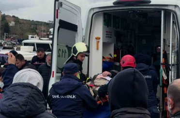 Denizde çırpınan vatandaş sahil güvenlik ekiplerince kurtarıldı 