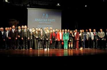 Denizli Anahtar Parti üyeleri düzenlenen törende bir araya geldi 