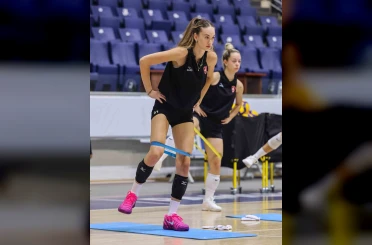 Denizli Büyükşehir Belediyespor Kadın Voleybol Takımı yeni sezon hazırlıklarına başladı 