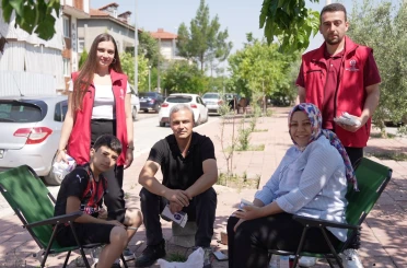 Denizli Büyükşehir sınavdaki gençleri de babaları da unutmadı 