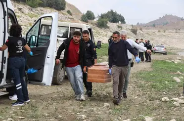 Denizli’de baraj göletinde kimliği belirsiz erkek cesedi bulundu
