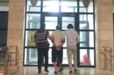 Denizli’de polisin operasyonlarında farklı suçlarla aranan 5 şüpheli yakalandı 