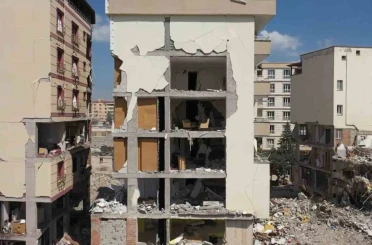 Depremin yıktığı Nurdağı küllerinden doğdu 