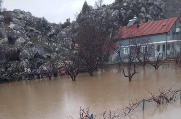 Derebucak’ta araziler sular altında kaldı