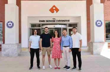 Ders çalıştıkça kazan, kafede harca 