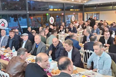 Devrekli muhtarlar iftar yemeğinde bir araya geldiler 