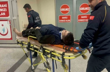 Devrilen motosikletteki kişi yaralandı 