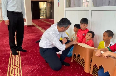 Dicle Kaymakamı Atış, Kur’an kursu öğrencileriyle bir araya geldi 