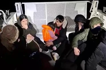 Didim açıklarında 29 düzensiz göçmen kurtarıldı 