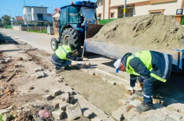 Didim Belediyesi Akbük’te saha çalışmalarını sürdürüyor 