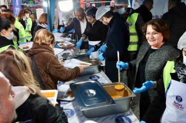 Didim Belediyesi’nden Akbük’te Ramazan iftarı 
