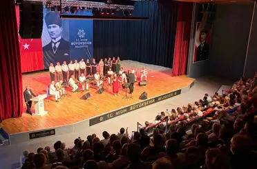 Didim’de "Şarkılar Geçidi" ile nostalji rüzgarı esti
