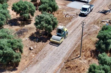 Didim’de yol çalışmaları sürüyor 