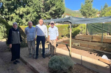 Dinar’da sezonun ilk salep ekimi yapıldı 