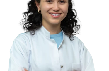 Diş Hekimi Hayrunnisa Batur: "Sosyal medya, gülüş estetiği talebini arttırdı" 