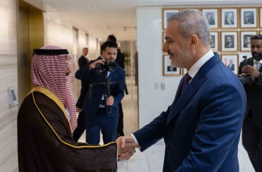 Dışişleri Bakanı Fidan, Suudi Arabistan Dışişleri Bakanı Al Suud ile görüştü 