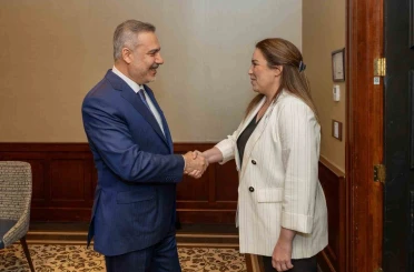 Dışişleri Bakanı Fidan, Türk kökenli Kanada Parlamentosu Milletvekili Açan ile görüştü 