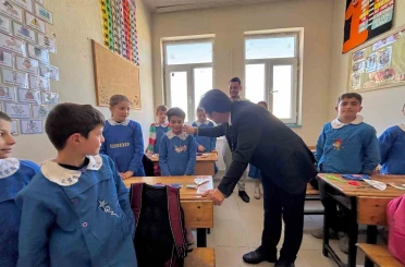 Diyadin’de okul ziyaretleri sürüyor 