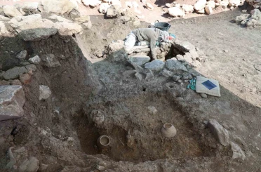 Diyarbakır’da 5 ve 11 bin yıllık 6 mezar bulundu 