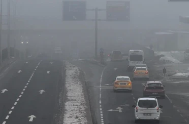 Diyarbakır’da sis etkisini sürdürüyor 