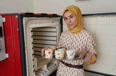 Diyarbakır’daki açığı fark eden girişimci kadın, seramik atölyesi kurdu 