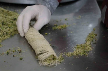 Diyarbakır’ın en ünlü tatlıcısı, bir yıl da 40 tona yakın tatlı sattı 